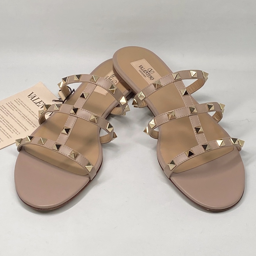 Valentino Garavani Rockstud Slide Sandal size 40.5